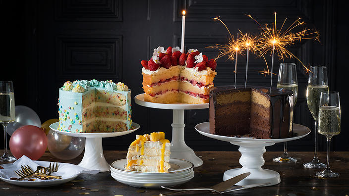 Read more about the article Make New Year Celebration With A Cake at home in Bangalore